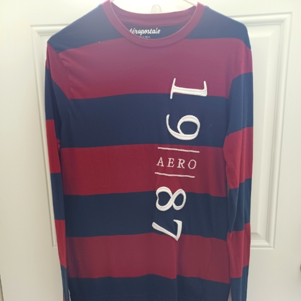 NWOT Aeropostale Long Sleeved Tee